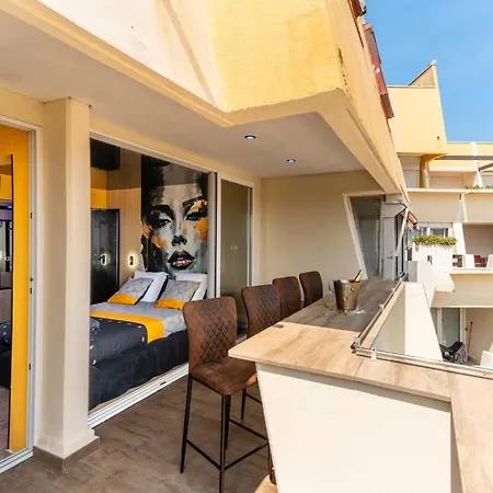 Euphoria - Vue - Terrasse - Port Nature 5 - Village Naturiste אגדה